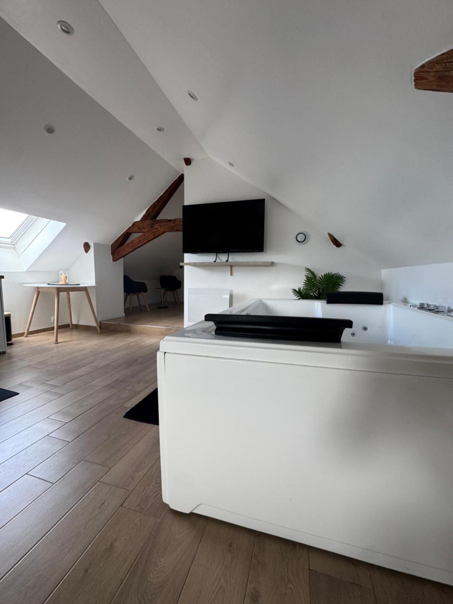 Le Cocon Du Leman Un Espace Cosy Ou Vous Retrouver Publier Eksteriør billede